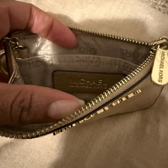 Michael Kors keychain wallet - Picture 3 of 5